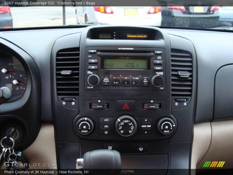 Cranberry Red / Beige 2007 Hyundai Entourage GLS