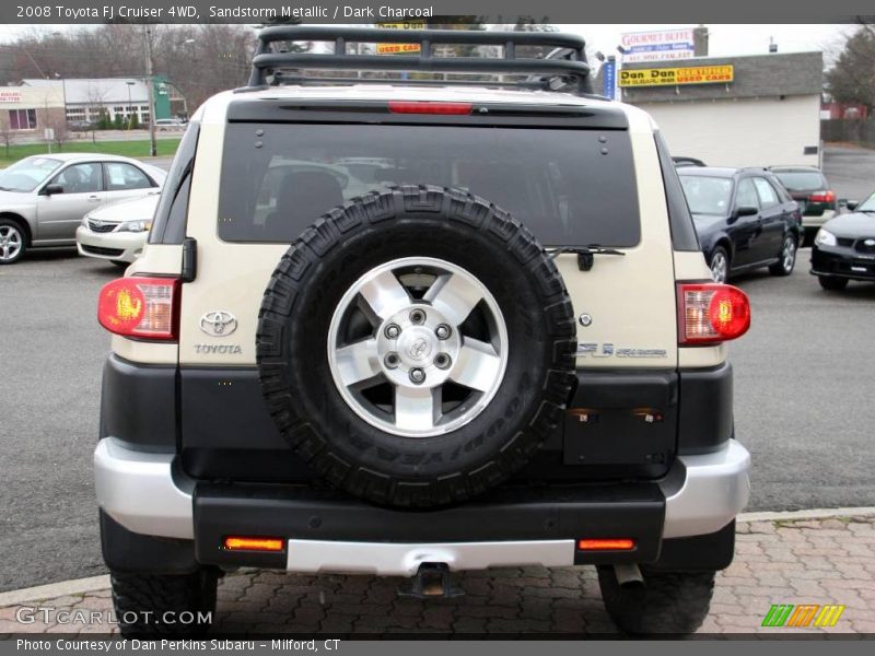 Sandstorm Metallic / Dark Charcoal 2008 Toyota FJ Cruiser 4WD