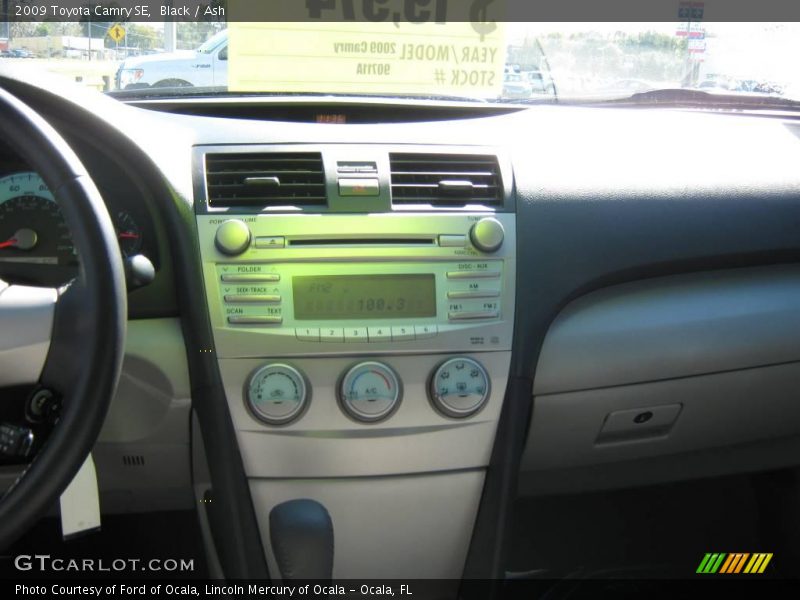 Black / Ash 2009 Toyota Camry SE
