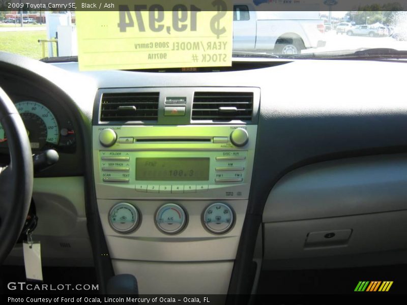 Black / Ash 2009 Toyota Camry SE