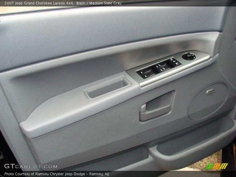 Black / Medium Slate Gray 2007 Jeep Grand Cherokee Laredo 4x4