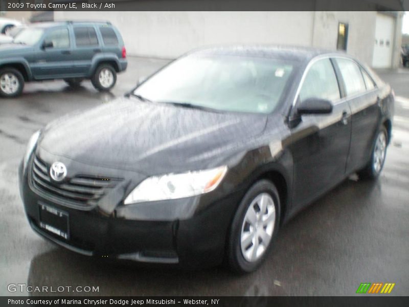 Black / Ash 2009 Toyota Camry LE