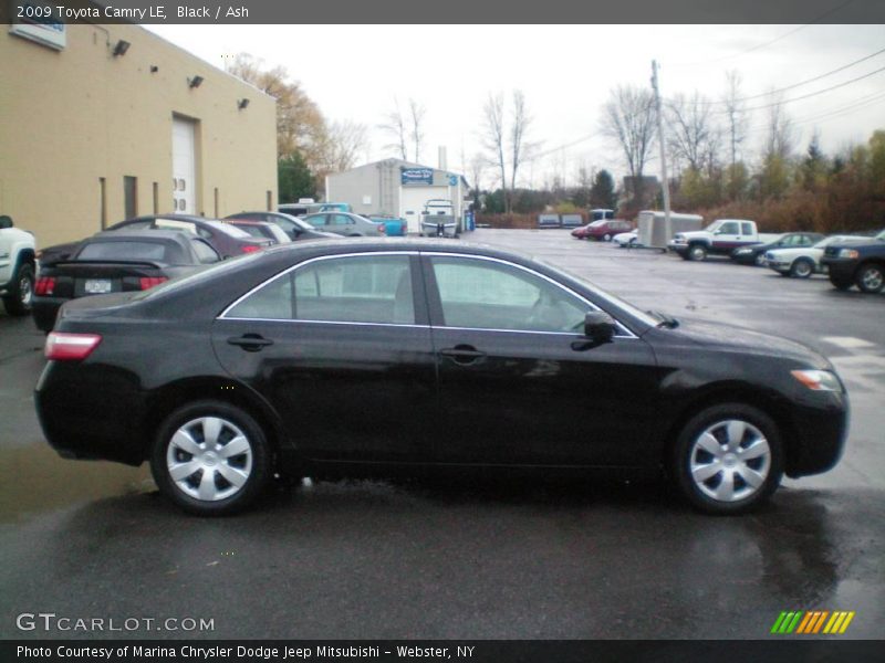 Black / Ash 2009 Toyota Camry LE