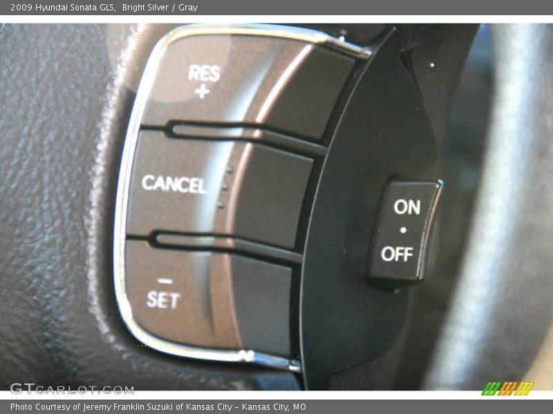 Bright Silver / Gray 2009 Hyundai Sonata GLS