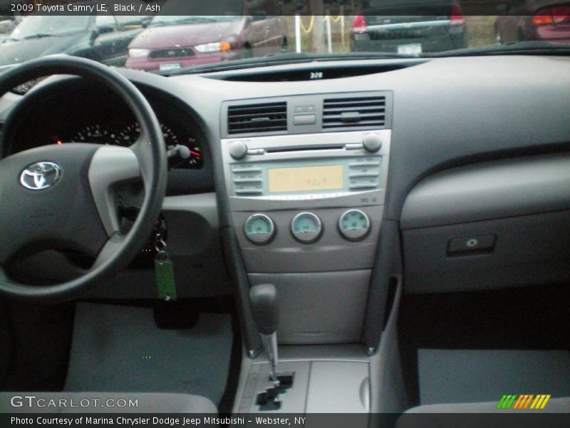 Black / Ash 2009 Toyota Camry LE