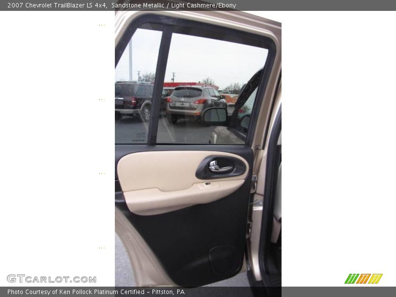 Sandstone Metallic / Light Cashmere/Ebony 2007 Chevrolet TrailBlazer LS 4x4