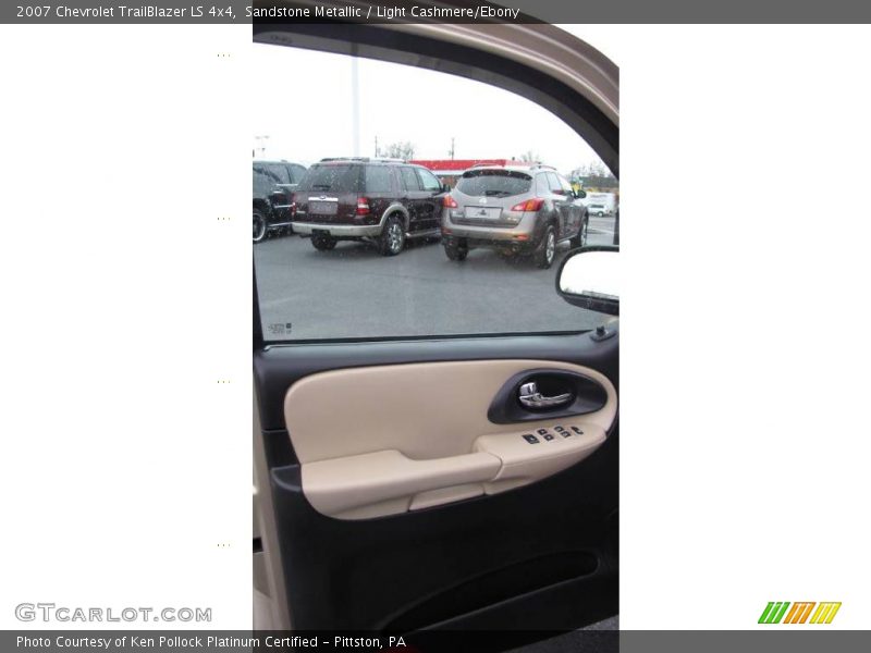 Sandstone Metallic / Light Cashmere/Ebony 2007 Chevrolet TrailBlazer LS 4x4