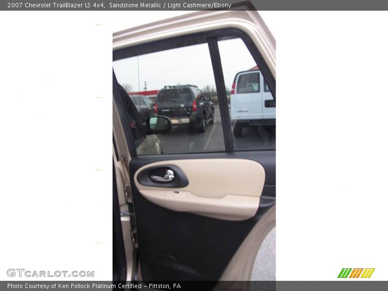 Sandstone Metallic / Light Cashmere/Ebony 2007 Chevrolet TrailBlazer LS 4x4