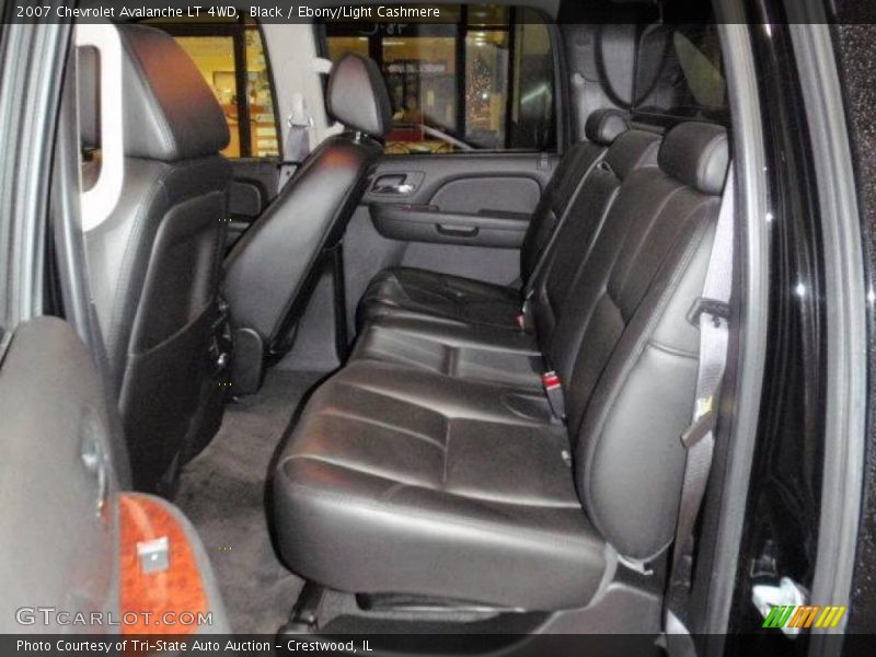 Black / Ebony/Light Cashmere 2007 Chevrolet Avalanche LT 4WD