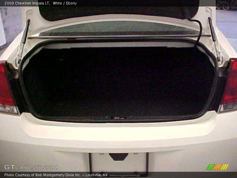 White / Ebony 2009 Chevrolet Impala LT