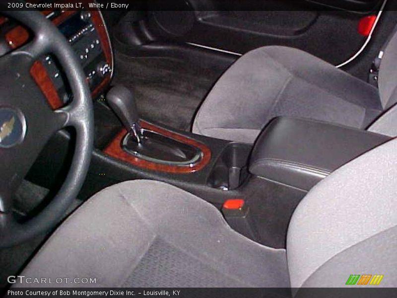 White / Ebony 2009 Chevrolet Impala LT