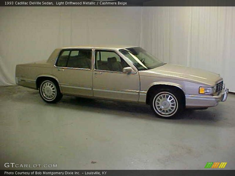 Light Driftwood Metallic / Cashmere Beige 1993 Cadillac DeVille Sedan
