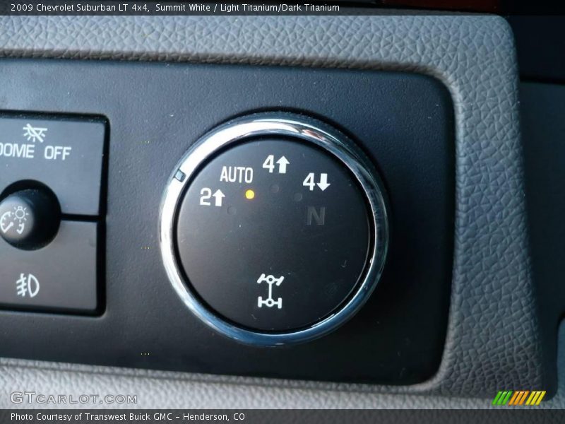 Summit White / Light Titanium/Dark Titanium 2009 Chevrolet Suburban LT 4x4