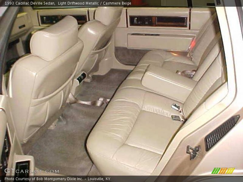 Light Driftwood Metallic / Cashmere Beige 1993 Cadillac DeVille Sedan