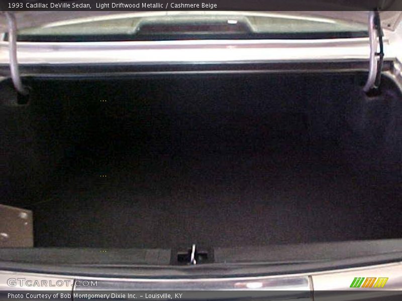 Light Driftwood Metallic / Cashmere Beige 1993 Cadillac DeVille Sedan