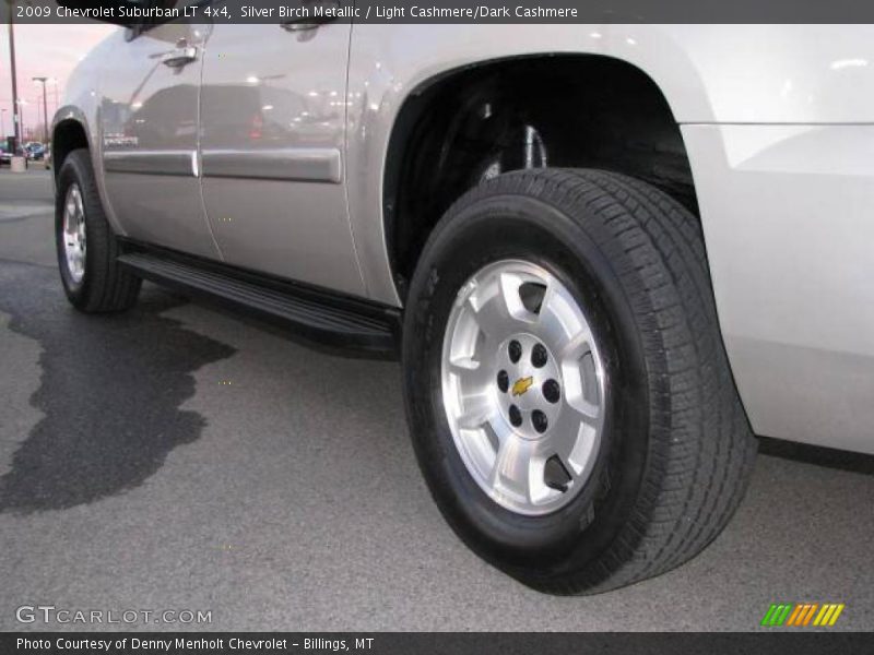 Silver Birch Metallic / Light Cashmere/Dark Cashmere 2009 Chevrolet Suburban LT 4x4