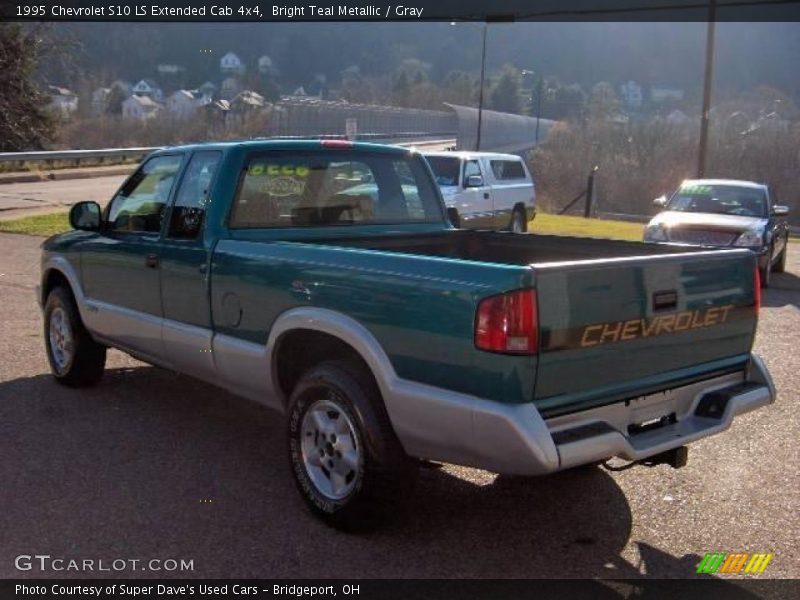 Bright Teal Metallic / Gray 1995 Chevrolet S10 LS Extended Cab 4x4