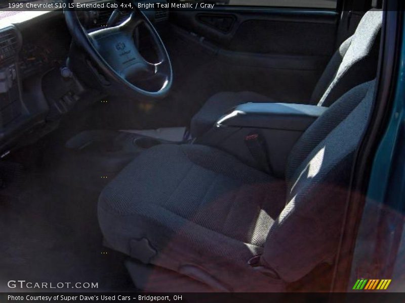 Bright Teal Metallic / Gray 1995 Chevrolet S10 LS Extended Cab 4x4