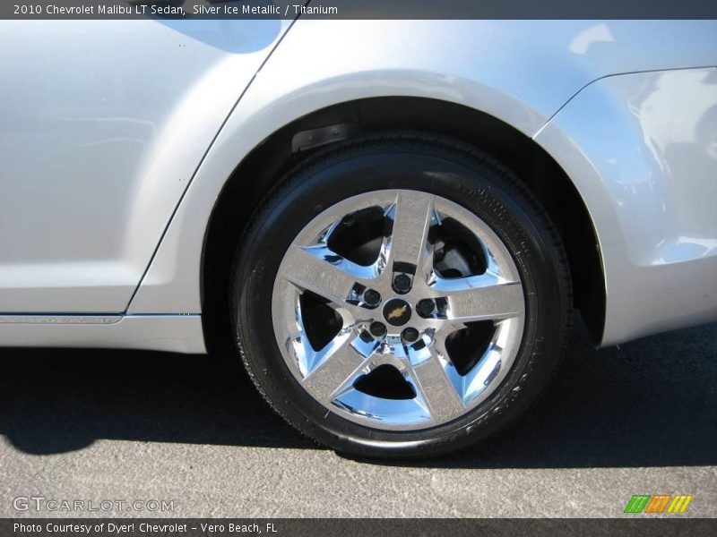 Silver Ice Metallic / Titanium 2010 Chevrolet Malibu LT Sedan