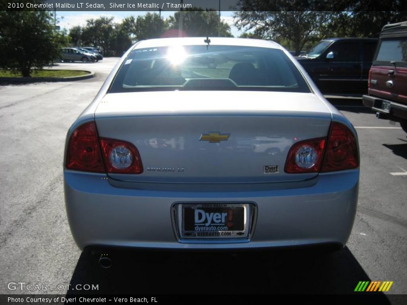 Silver Ice Metallic / Titanium 2010 Chevrolet Malibu LT Sedan
