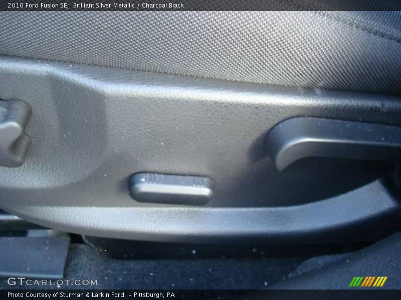 Brilliant Silver Metallic / Charcoal Black 2010 Ford Fusion SE