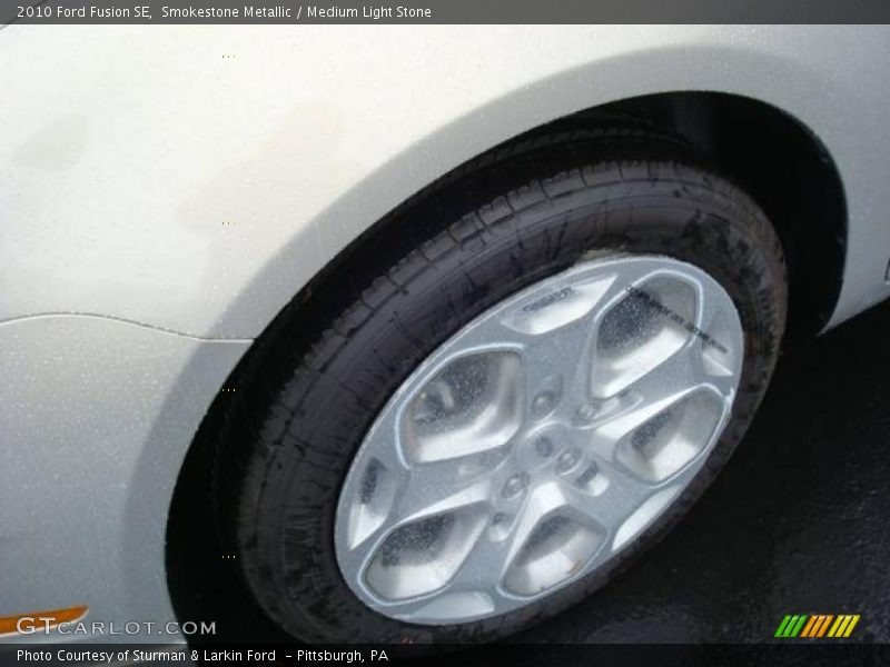 Smokestone Metallic / Medium Light Stone 2010 Ford Fusion SE