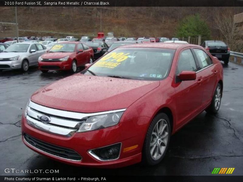 Sangria Red Metallic / Charcoal Black 2010 Ford Fusion SE