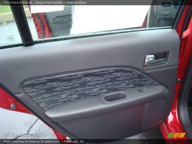 Sangria Red Metallic / Charcoal Black 2010 Ford Fusion SE