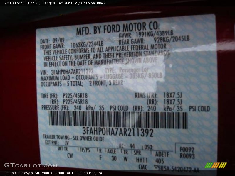 Sangria Red Metallic / Charcoal Black 2010 Ford Fusion SE