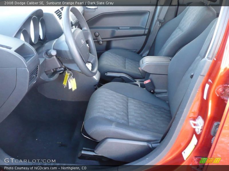 Sunburst Orange Pearl / Dark Slate Gray 2008 Dodge Caliber SE