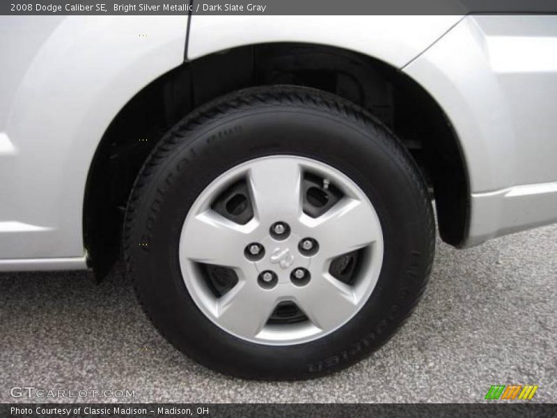 Bright Silver Metallic / Dark Slate Gray 2008 Dodge Caliber SE