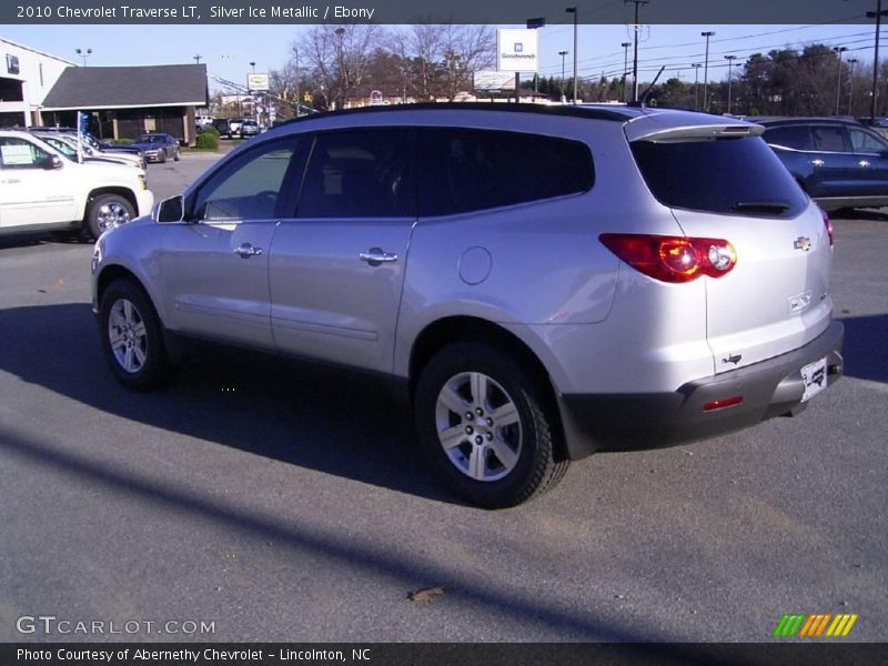 Silver Ice Metallic / Ebony 2010 Chevrolet Traverse LT