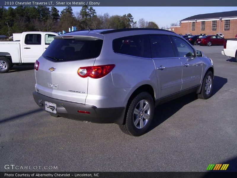Silver Ice Metallic / Ebony 2010 Chevrolet Traverse LT