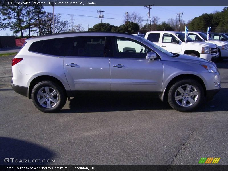 Silver Ice Metallic / Ebony 2010 Chevrolet Traverse LT