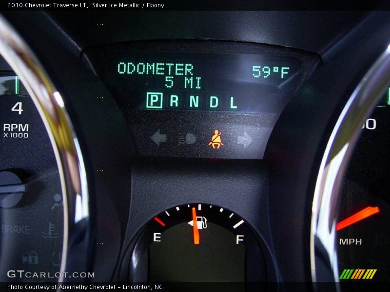 Silver Ice Metallic / Ebony 2010 Chevrolet Traverse LT
