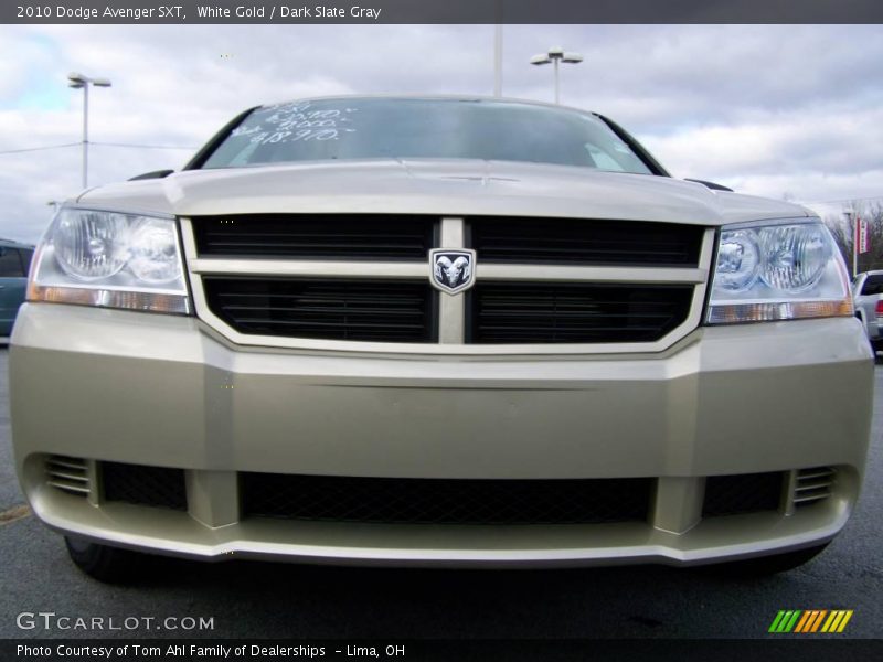 White Gold / Dark Slate Gray 2010 Dodge Avenger SXT