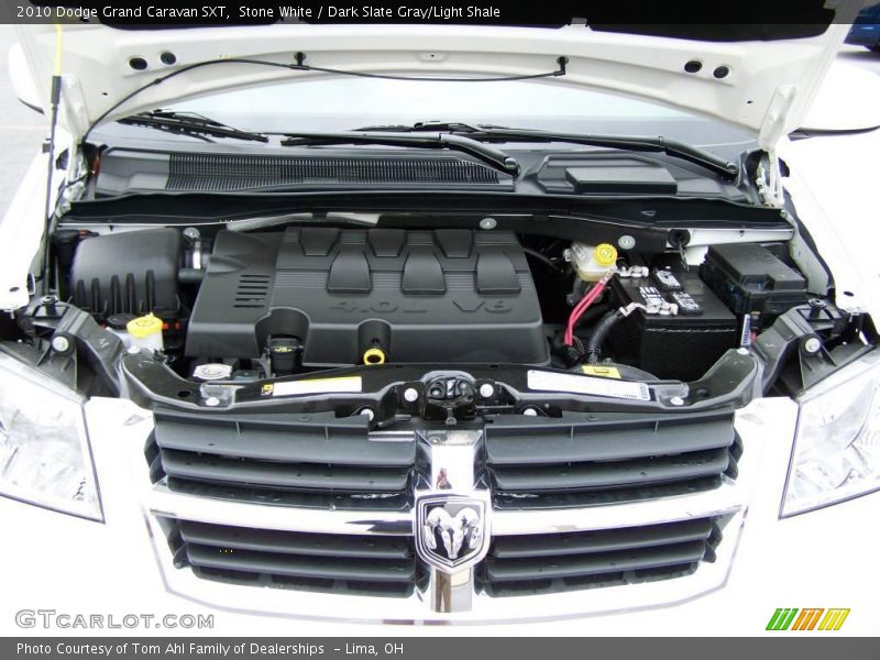 Stone White / Dark Slate Gray/Light Shale 2010 Dodge Grand Caravan SXT