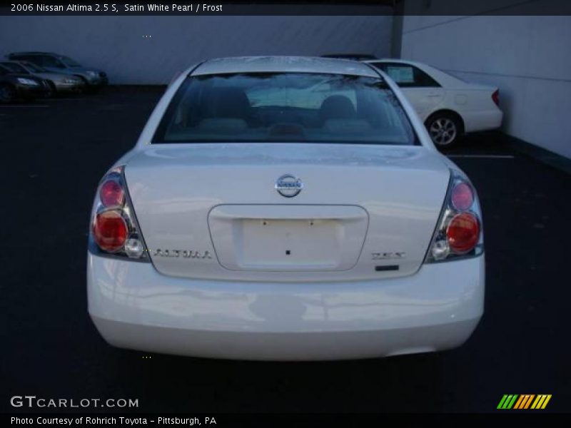 Satin White Pearl / Frost 2006 Nissan Altima 2.5 S