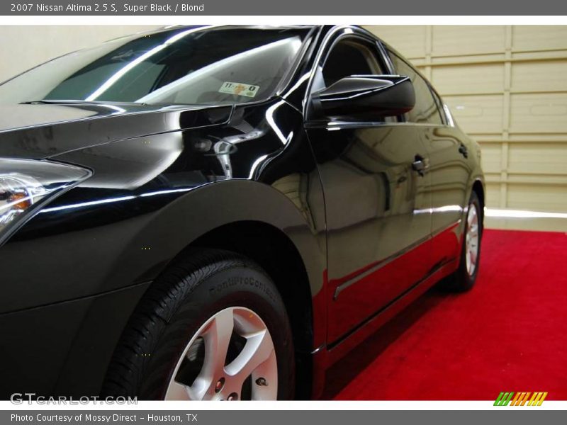 Super Black / Blond 2007 Nissan Altima 2.5 S