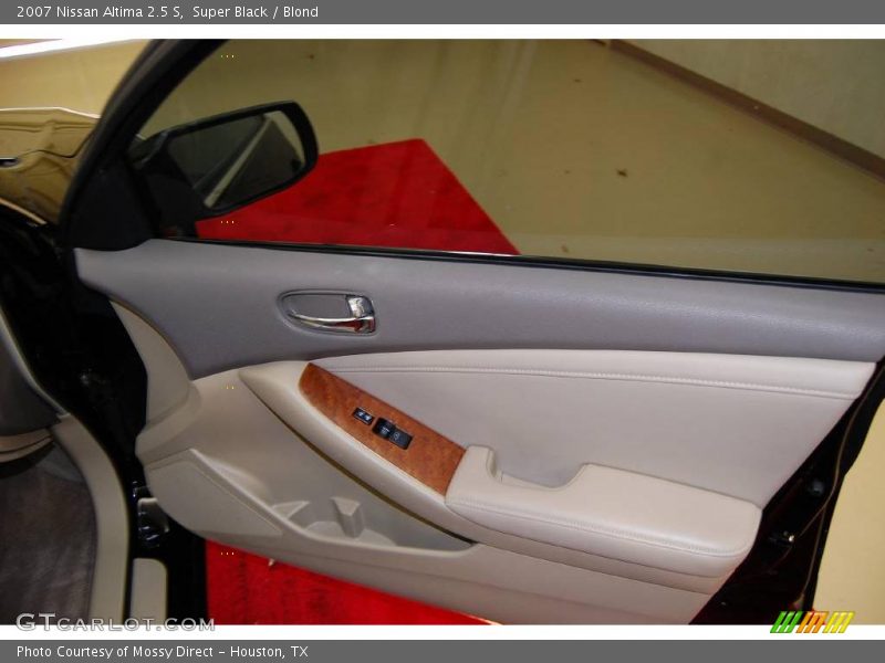 Super Black / Blond 2007 Nissan Altima 2.5 S