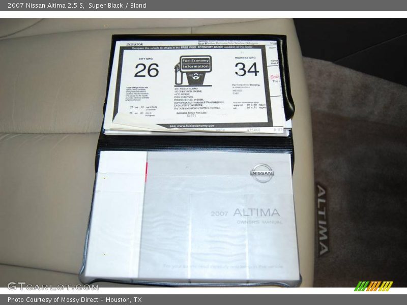 Super Black / Blond 2007 Nissan Altima 2.5 S