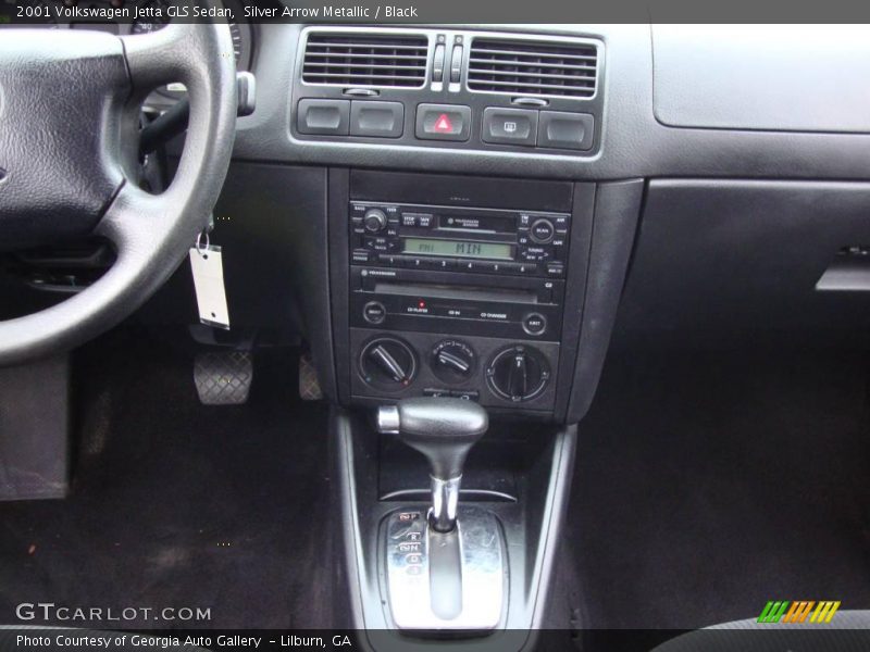 Silver Arrow Metallic / Black 2001 Volkswagen Jetta GLS Sedan