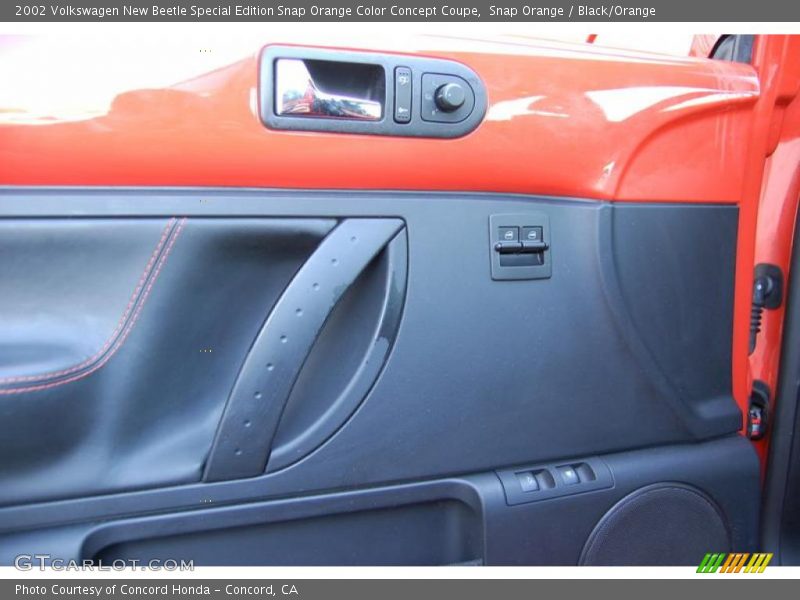 Snap Orange / Black/Orange 2002 Volkswagen New Beetle Special Edition Snap Orange Color Concept Coupe