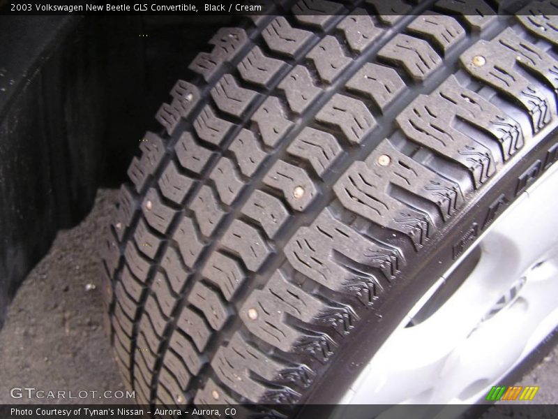 Black / Cream 2003 Volkswagen New Beetle GLS Convertible