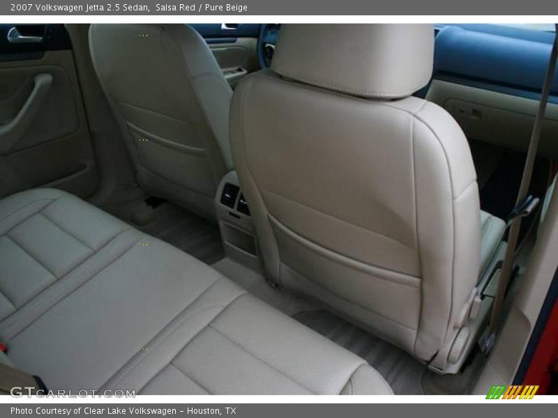 Salsa Red / Pure Beige 2007 Volkswagen Jetta 2.5 Sedan