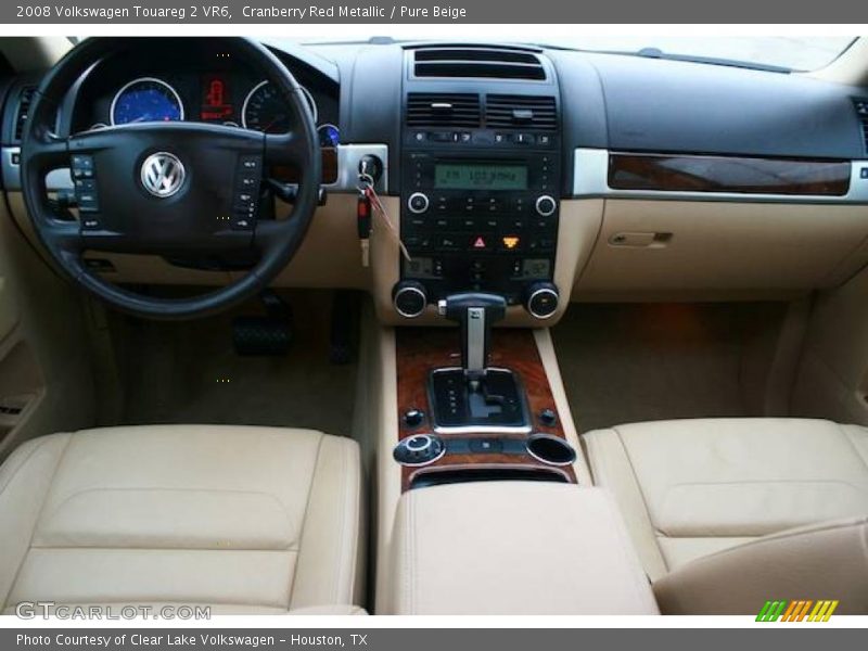 Cranberry Red Metallic / Pure Beige 2008 Volkswagen Touareg 2 VR6