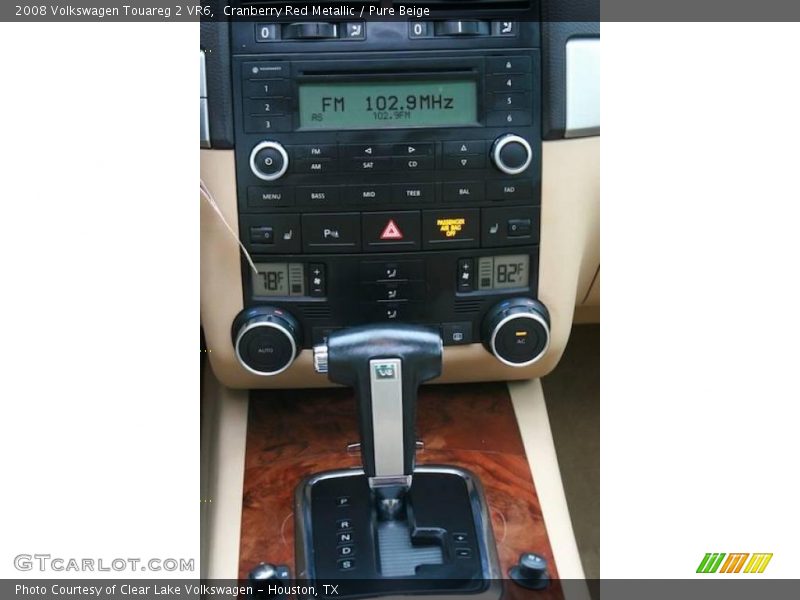 Cranberry Red Metallic / Pure Beige 2008 Volkswagen Touareg 2 VR6