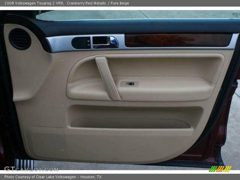 Cranberry Red Metallic / Pure Beige 2008 Volkswagen Touareg 2 VR6