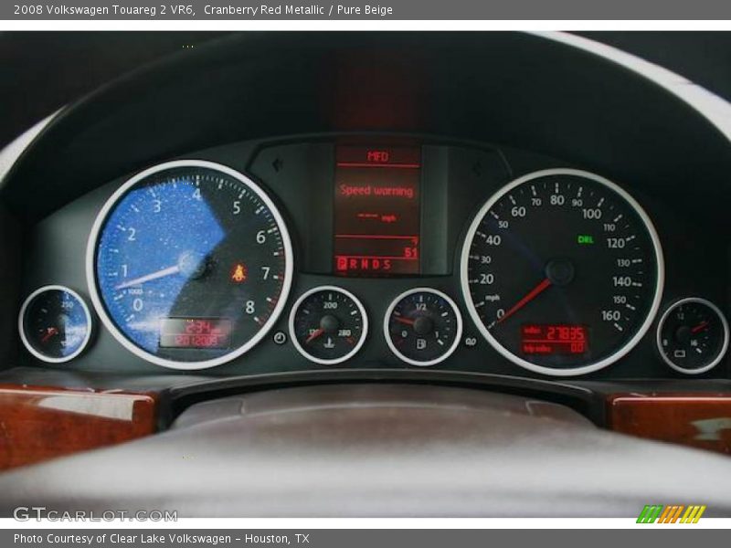 Cranberry Red Metallic / Pure Beige 2008 Volkswagen Touareg 2 VR6