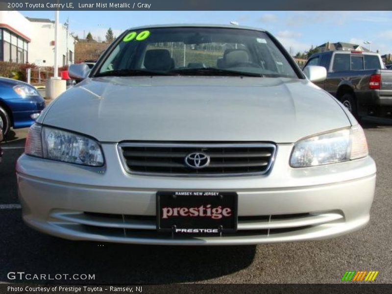 Lunar Mist Metallic / Gray 2000 Toyota Camry LE